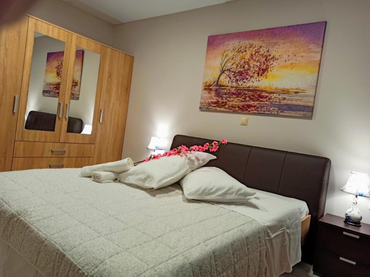 Pírgos Central Square Apartment 1 מראה חיצוני תמונה